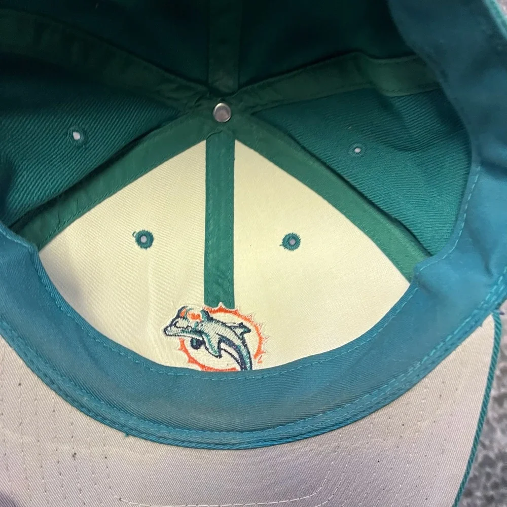 Vintage 90s Miami Dolphins Hat Fitted NFL Embroidered Logo Size 7 1/4 Blue‎